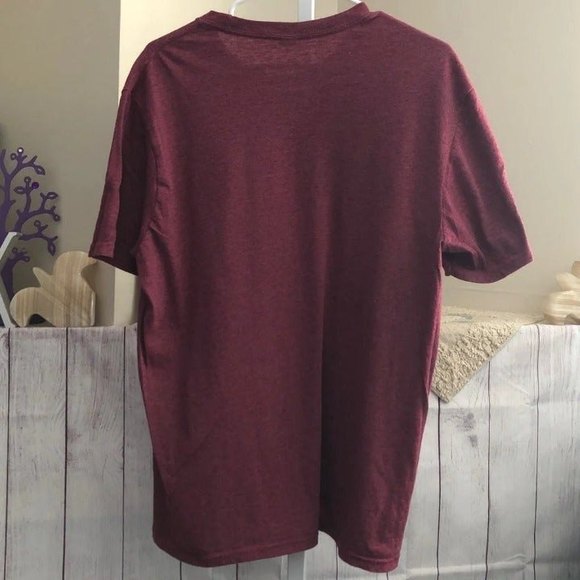 Microsoft Surface sz L Maroon Short Sleeve Tee - Picture 3 of 6